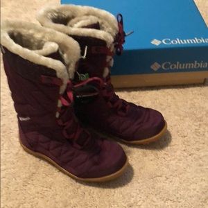 Columbia omniheat Youth waterproof snow boots